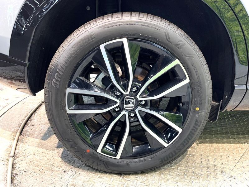 2025 Honda Vezel 6AA-RV5 (UW-6a6ac24b50dc9)[20]