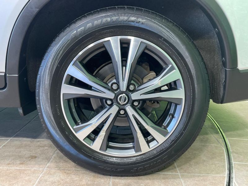 2019 Nissan X-Trail DBA-T32 (UW-6a6ac26c85f06)[9]