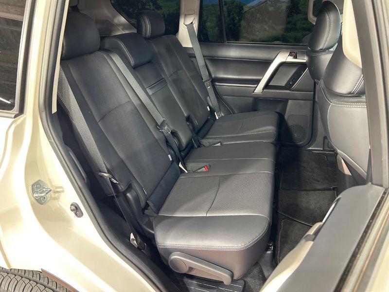 2023 Toyota Land Cruiser Prado 3BA-TRJ150W (UW-6a6ac278485e3)[28]