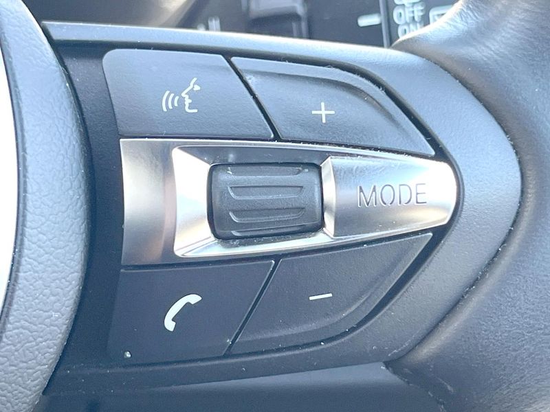 2016 BMW 2 Series DBA-2A15 (UW-6a6ac294bd605)[27]