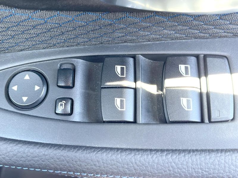 2016 BMW 2 Series DBA-2A15 (UW-6a6ac294bd605)[25]