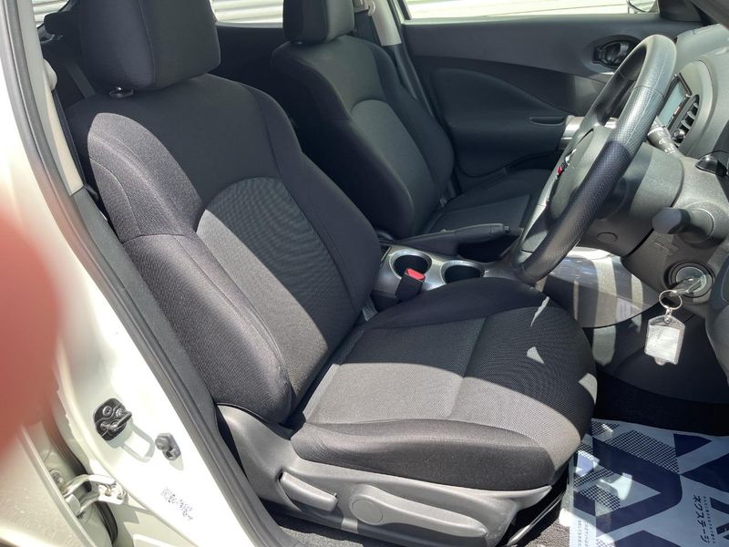 2011 Nissan JUKE DBA-YF15 (UW-6a6ac2aad4279)[12]
