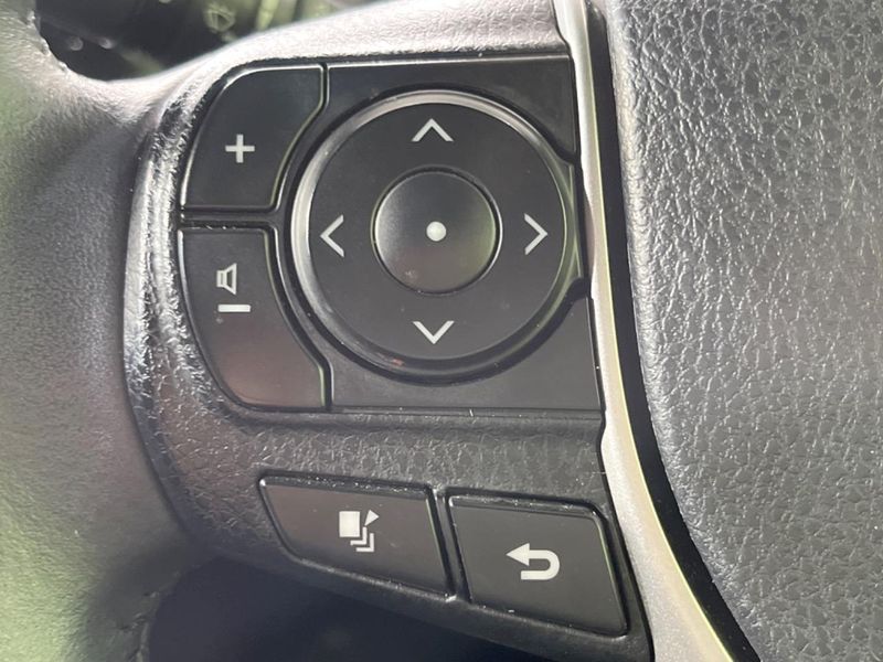 2021 Toyota Voxy 3BA-ZRR80W (UW-6a6ac2c9d8ff6)[26]