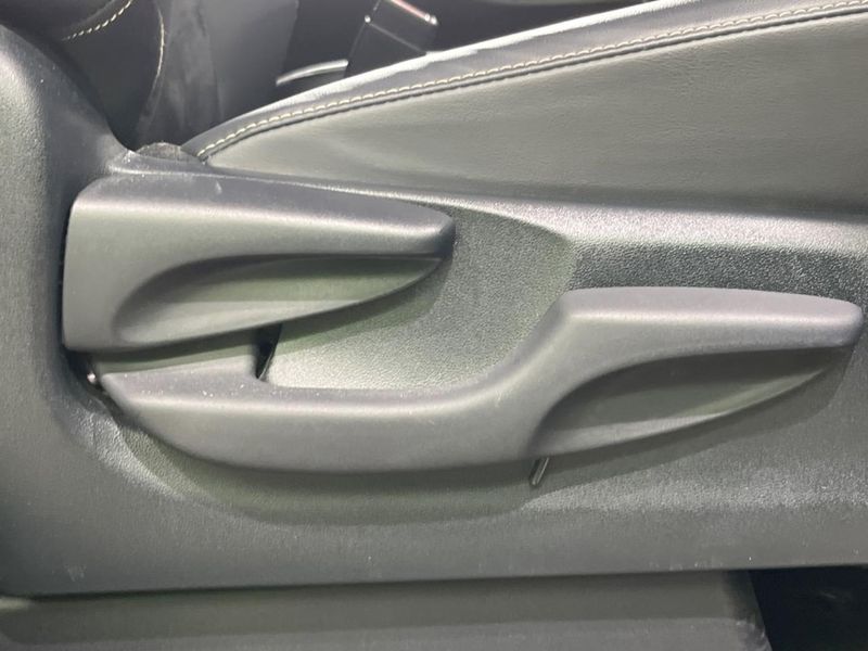 2021 Toyota Voxy 3BA-ZRR80W (UW-6a6ac2c9d8ff6)[19]