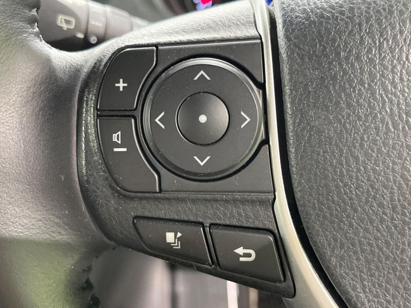 2021 Toyota Voxy 3BA-ZRR85W (UW-6a6ac2cc68c05)[15]