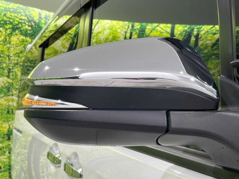 2021 Toyota Voxy 3BA-ZRR85W (UW-6a6ac2cc68c05)[23]