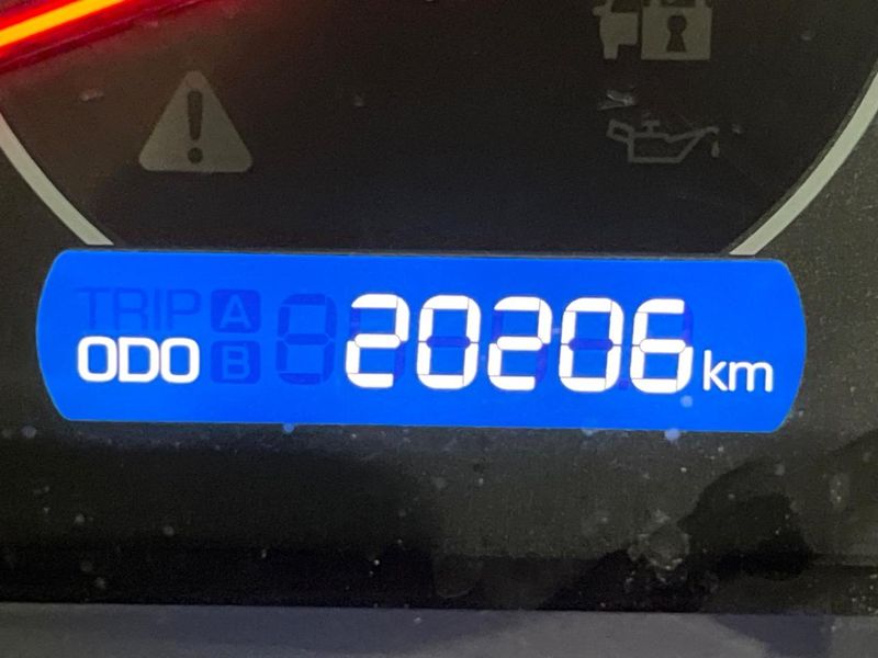 2021 Toyota Voxy 3BA-ZRR85W (UW-6a6ac2cc68c05)[2]