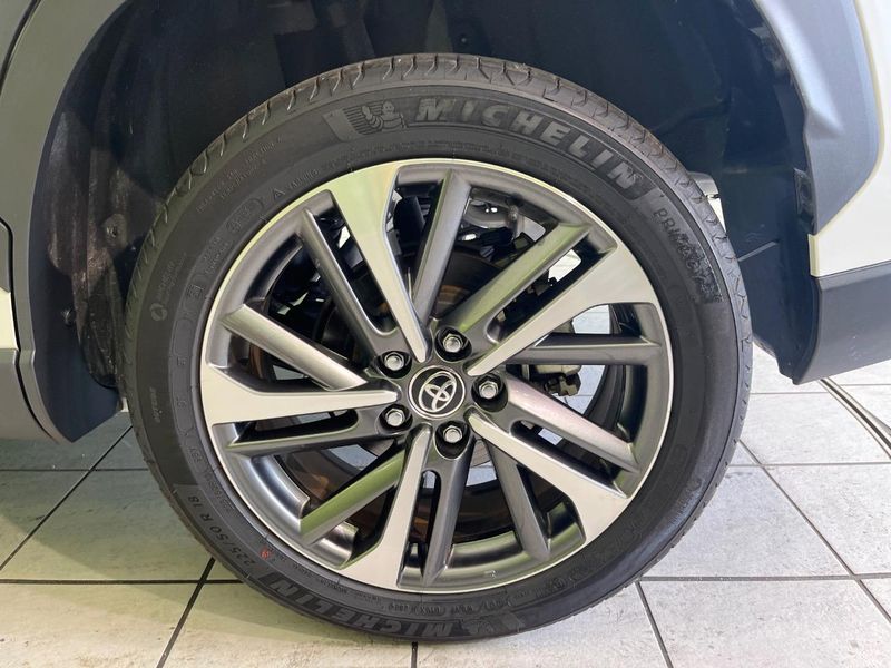 2024 Toyota Corolla Cross 6AA-ZVG13 (UW-6a6ac2d50c84c)[4]
