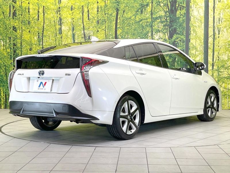 2017 Toyota Prius DAA-ZVW51 (UW-6a6ac2eeb6713)[8]