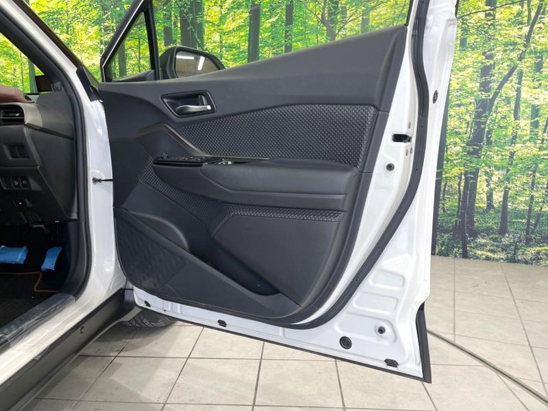 2019 Toyota C-HR DAA-ZYX10 (UW-6a6ac31403df2)[8]