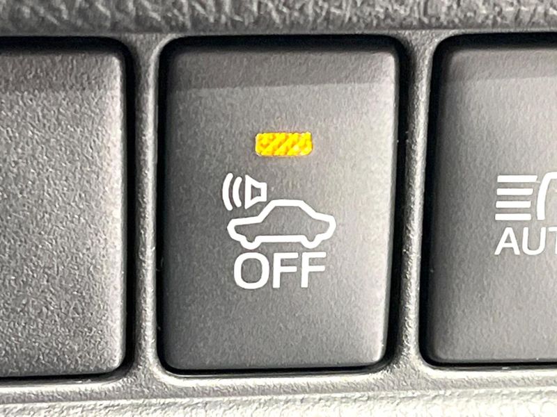 2019 Toyota C-HR DAA-ZYX10 (UW-6a6ac31403df2)[27]