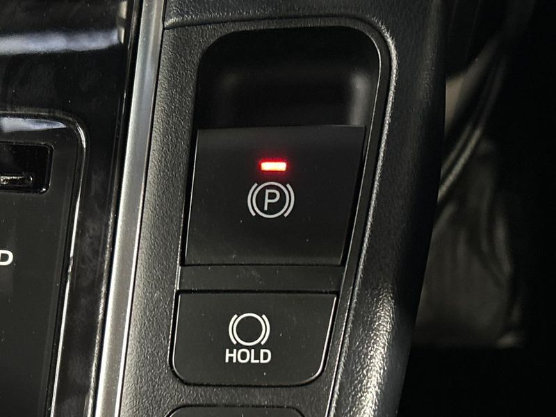 2021 Toyota Alphard 3BA-AGH35W (UW-6a6c10cd86283)[21]
