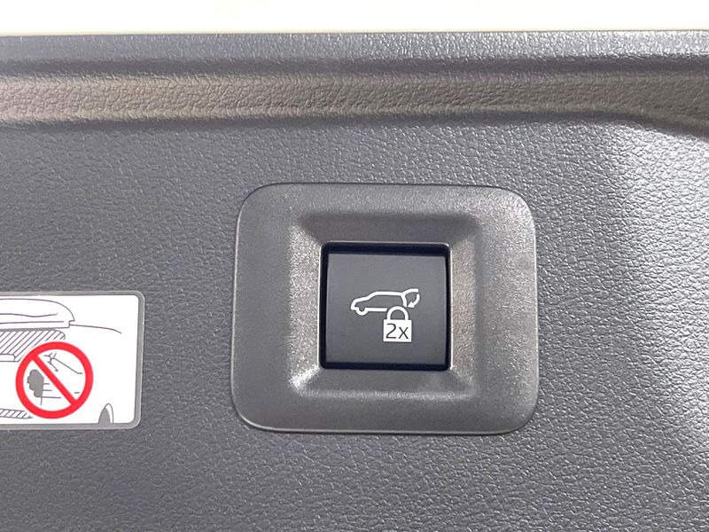 2024 Toyota Alphard 3BA-AGH40W (UW-6a6c10cf70062)[24]