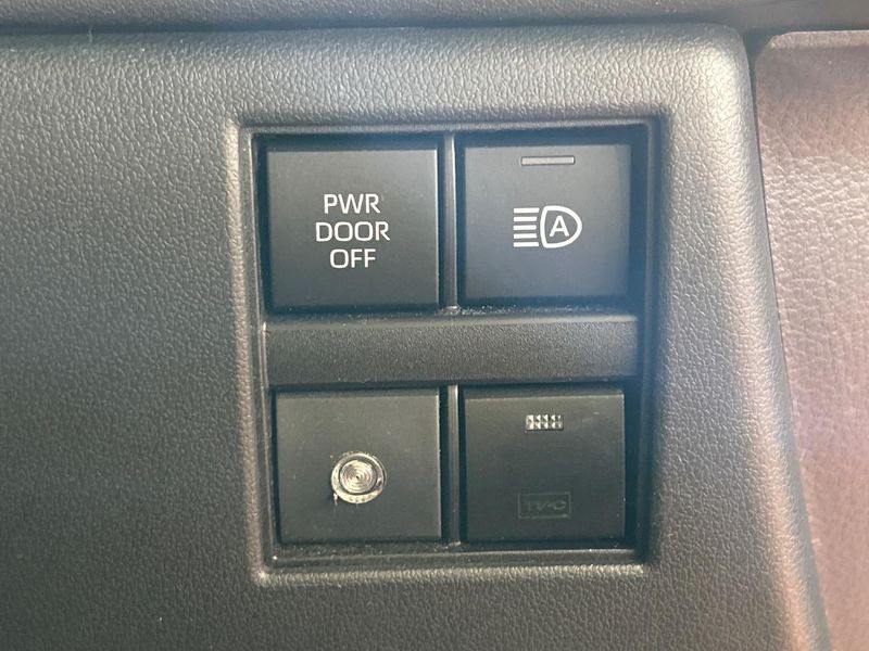 2024 Toyota Alphard 3BA-AGH40W (UW-6a6c10d2423ac)[6]