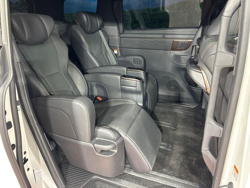 2024 Toyota Alphard 3BA-AGH40W (UW-6a6c10d2423ac)[26]