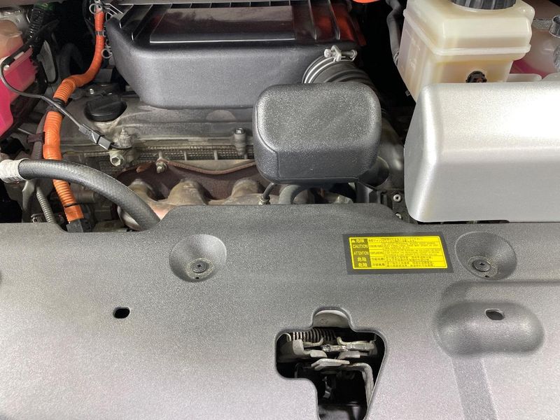 2010 Toyota Estima Hybrid DAA-AHR20W (UW-6a6c10d983863)[4]