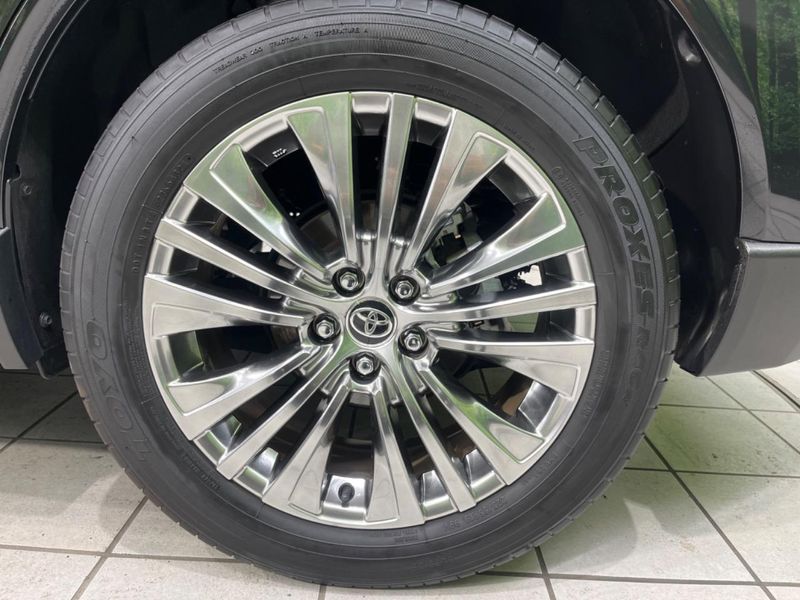 2024 Toyota Harrier Hybrid 6AA-AXUH80 (UW-6a6c10f884660)[19]