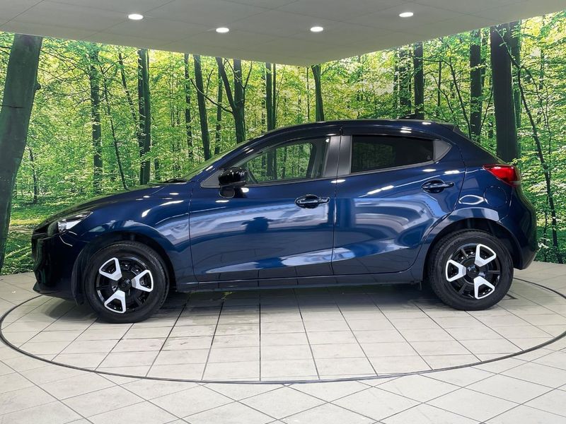 2023 Mazda Mazda2 3DA-DJ5AS (UW-6a6c11608671c)[21]