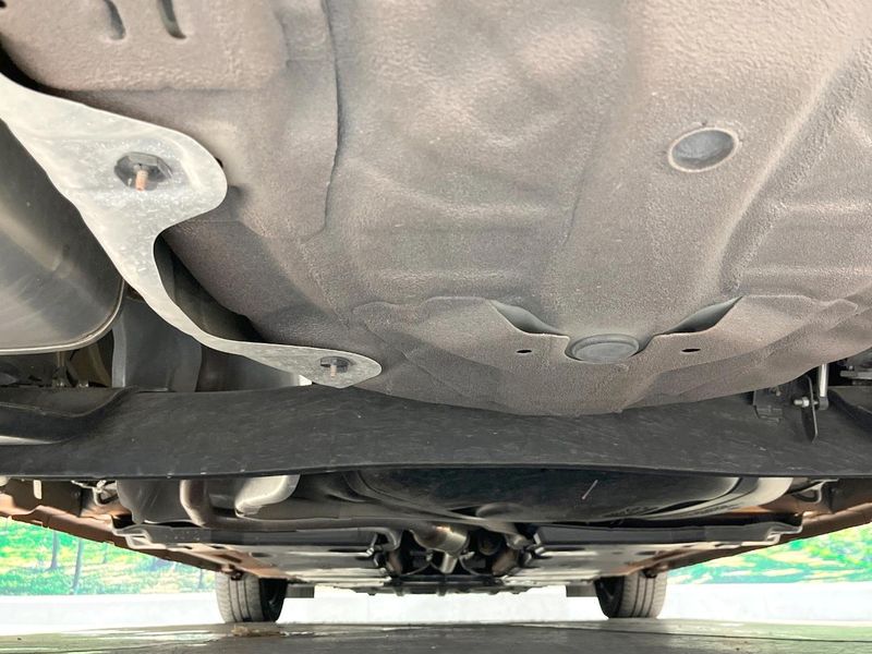 2021 Nissan Note 6AA-E13 (UW-6a6c117494578)[13]