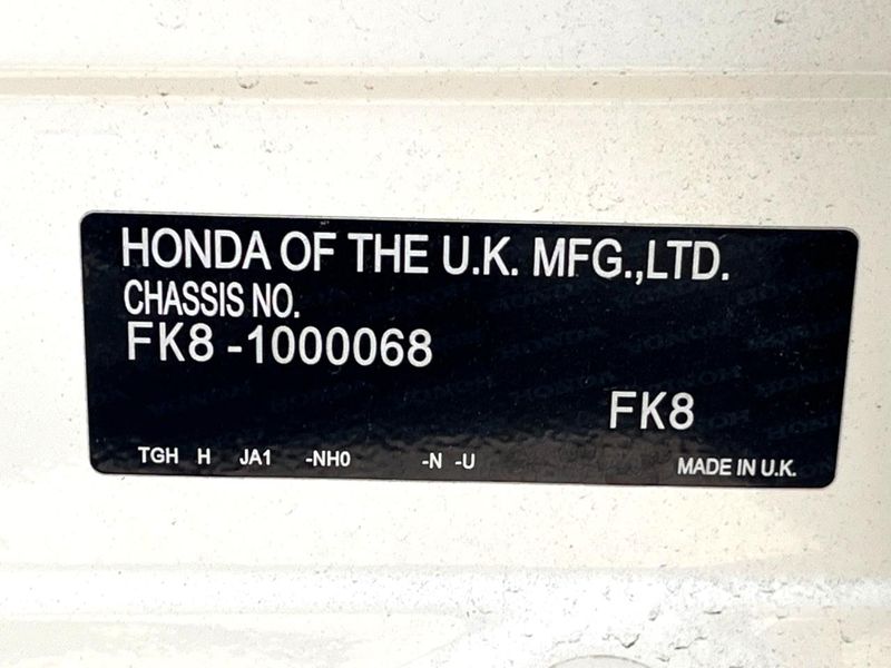 2017 Honda Civic DBA-FK8 (UW-6a6c11825dbf1)[1]