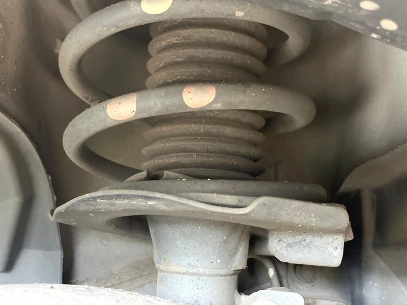 2016 Nissan Serena DAA-GFC27 (UW-6a6c1199a7ff9)[6]
