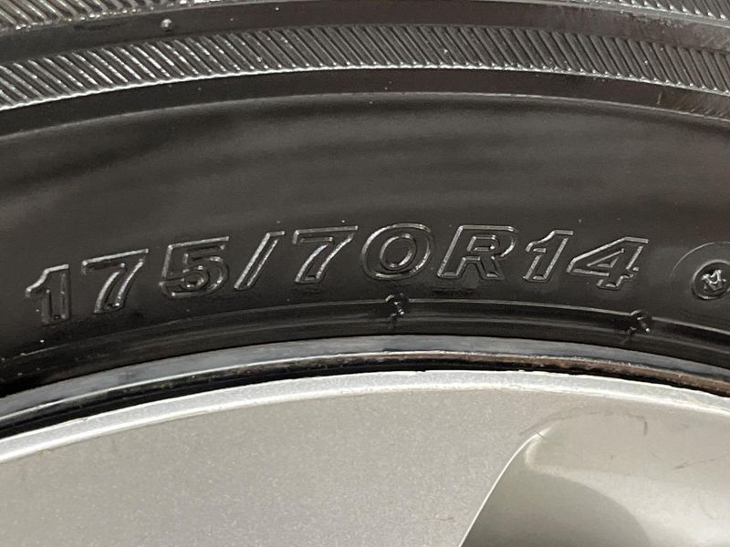 2015 Honda Fit DBA-GK3 (UW-6a6c11a9bcaee)[5]