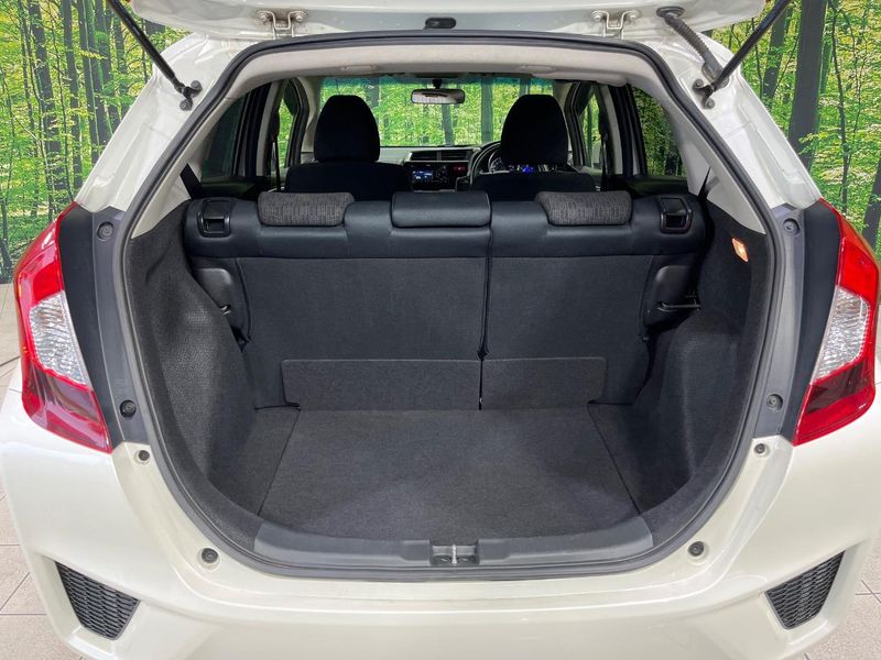 2015 Honda Fit DBA-GK3 (UW-6a6c11a9bcaee)[6]
