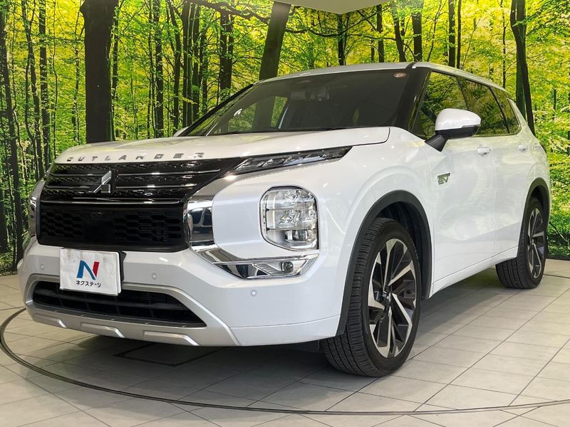 2022 Mitsubishi OUTLANDER PHEV 5LA-GN0W (UW-6a6c11ad03010)[17]