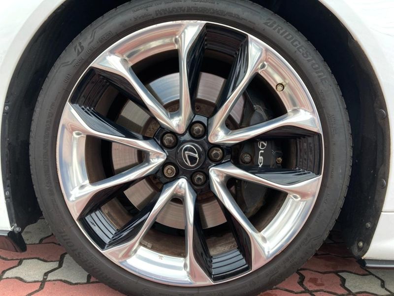 2017 Lexus LC DAA-GWZ100 (UW-6a6c11d144aba)[19]