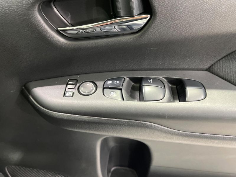 2019 Nissan Serena DAA-HFC27 (UW-6a6c11f121b24)[21]