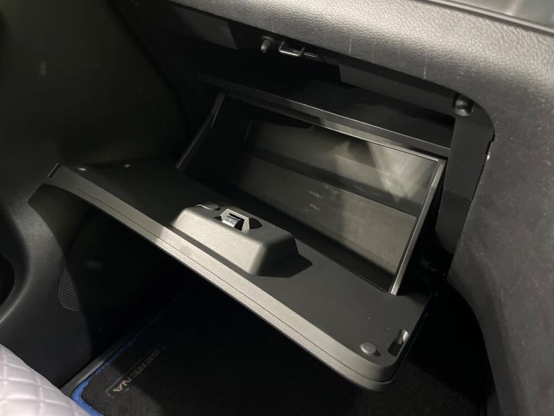 2019 Nissan Serena DAA-HFC27 (UW-6a6c11f121b24)[9]