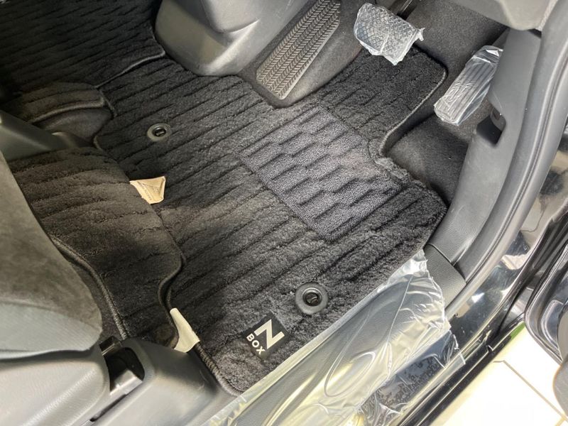 2021 Honda N-BOX CUSTOM 6BA-JF3 (UW-6a6c12364ea76)[24]