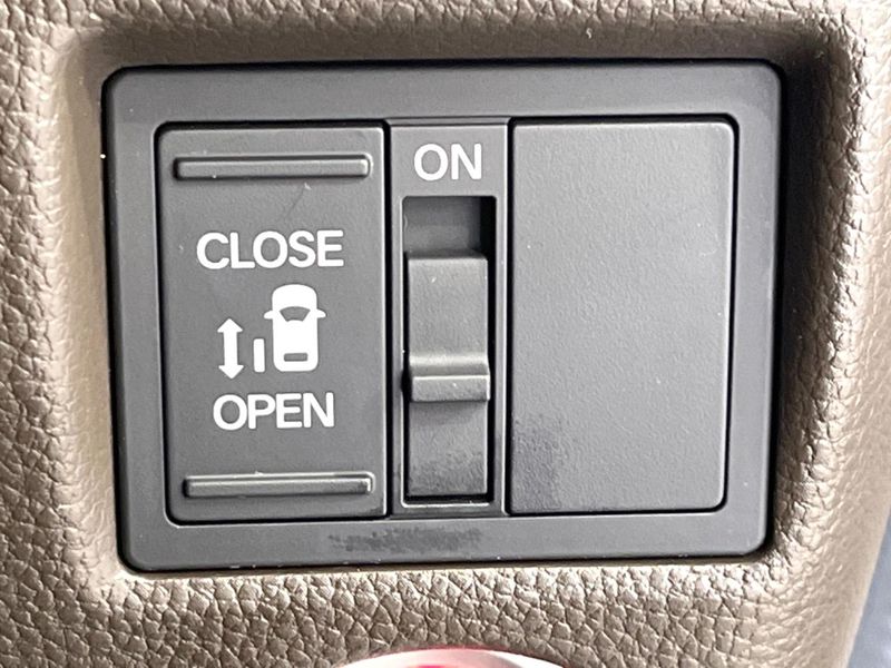2022 Honda N-BOX 6BA-JF3 (UW-6a6c123d1549c)[28]