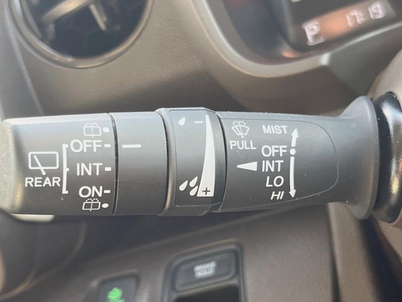 2021 Honda N-WGN 6BA-JH3 (UW-6a6c126d7e34a)[5]