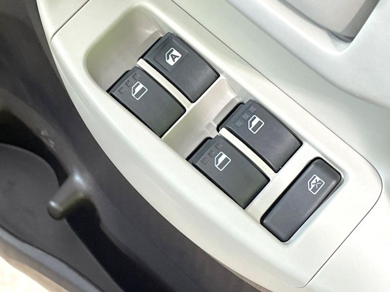 2015 Toyota Passo DBA-KGC30 (UW-6a6c128d34d83)[12]