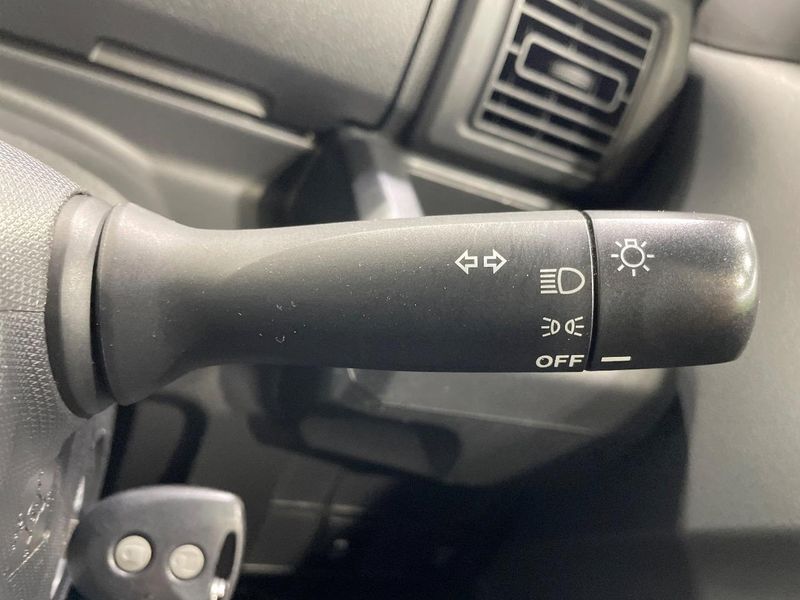 2015 Daihatsu Wake DBA-LA700S (UW-6a6c12d2b728a)[23]