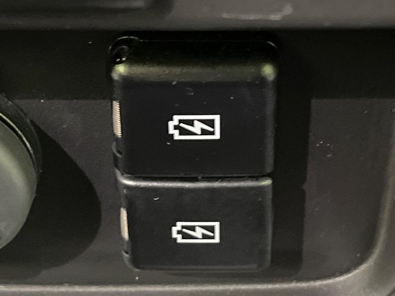 2023 Suzuki Hustler 5AA-MR92S (UW-6a6c1360efd4e)[11]