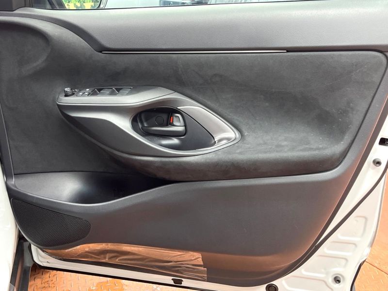 2023 Toyota Yaris Cross 6AA-MXPJ10 (UW-6a6c138a552ab)[19]