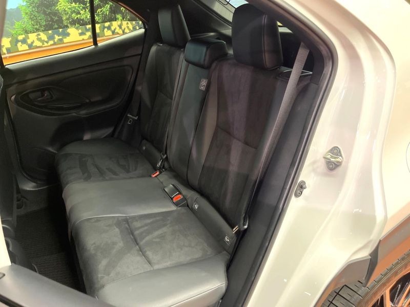 2023 Toyota Yaris Cross 6AA-MXPJ10 (UW-6a6c138a552ab)[9]
