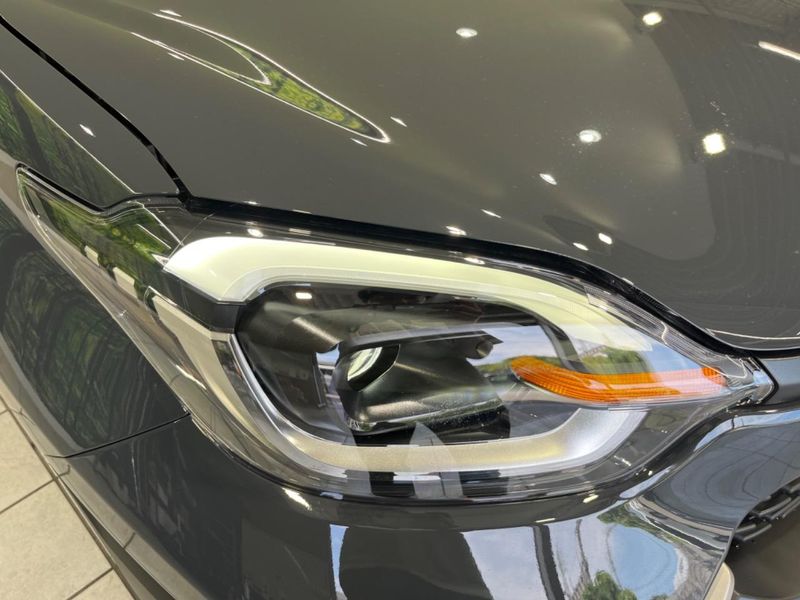 2026 Toyota Sienta 6AA-MXPL10G (UW-6a6c139fccf21)[25]