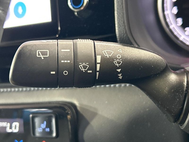 2022 Toyota Voxy 6BA-MZRA90W (UW-6a6c13b956332)[9]