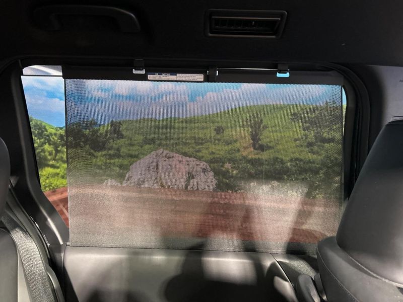 2022 Toyota Voxy 6BA-MZRA90W (UW-6a6c13b956332)[24]