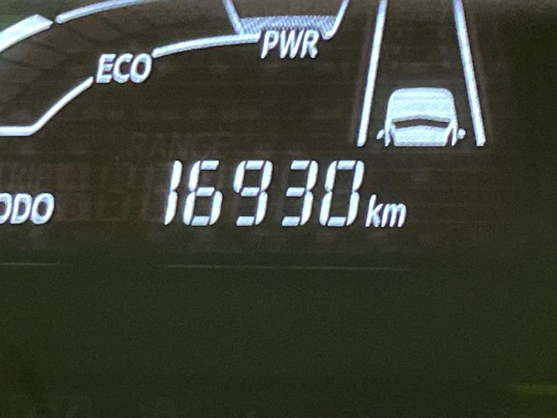 2015 Toyota Aqua DAA-NHP10 (UW-6a6c13d3558d4)[2]