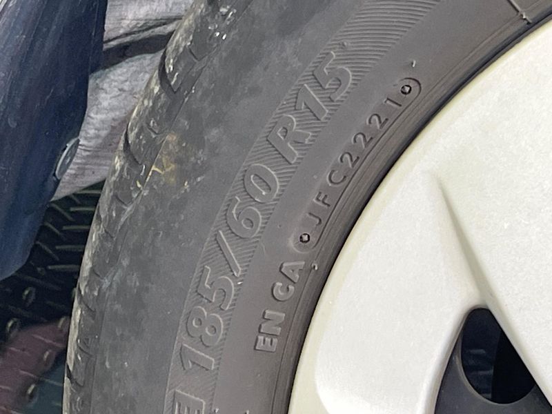 2018 Toyota Aqua DAA-NHP10 (UW-6a6c13d6bbbe6)[19]