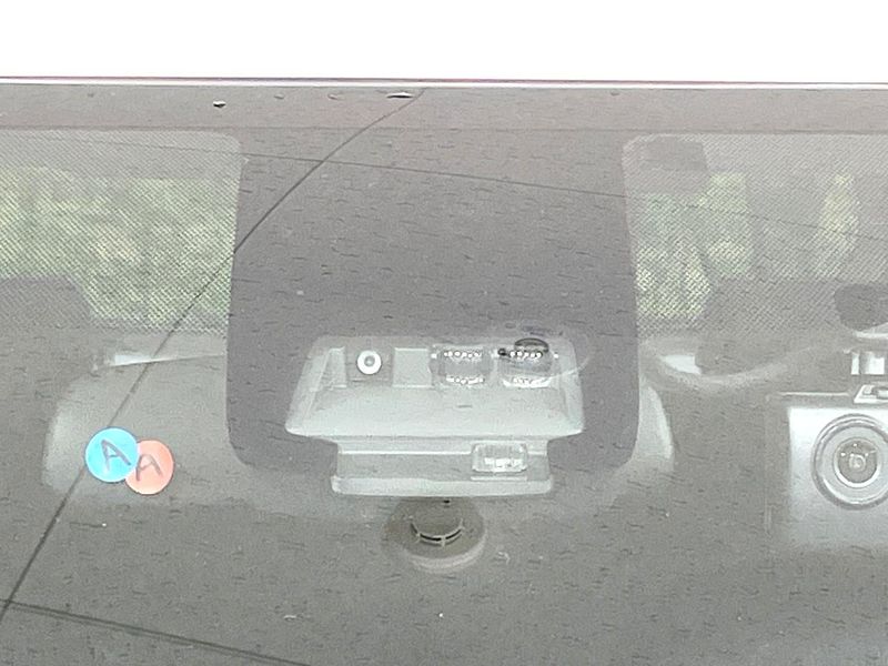 2015 Toyota Sienta DAA-NHP170G (UW-6a6c13da63a1f)[23]