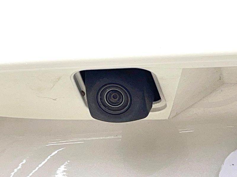 2015 Toyota Sienta DAA-NHP170G (UW-6a6c13da63a1f)[25]