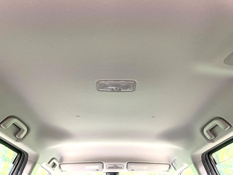 2015 Toyota Sienta DAA-NHP170G (UW-6a6c13da63a1f)[29]
