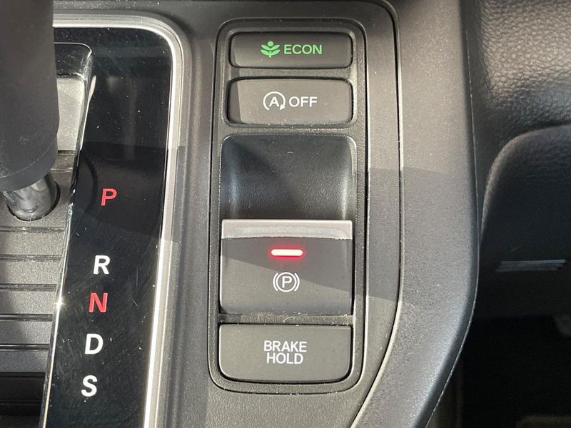 2022 Honda Step Wagon 5BA-RP6 (UW-6a6c13fe45fa0)[12]
