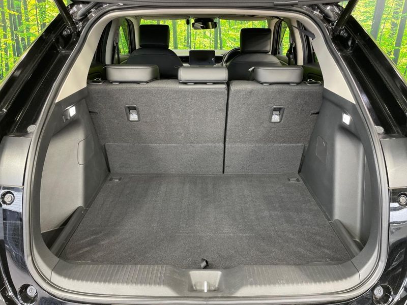 2023 Honda Vezel 6AA-RV5 (UW-6a6c141242049)[26]