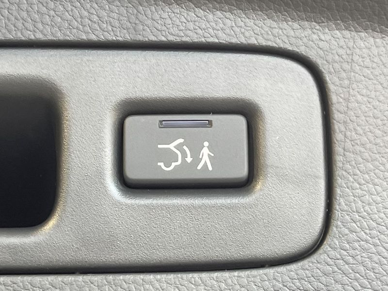 2024 Honda Vezel 6AA-RV5 (UW-6a6c1415c3c7b)[28]